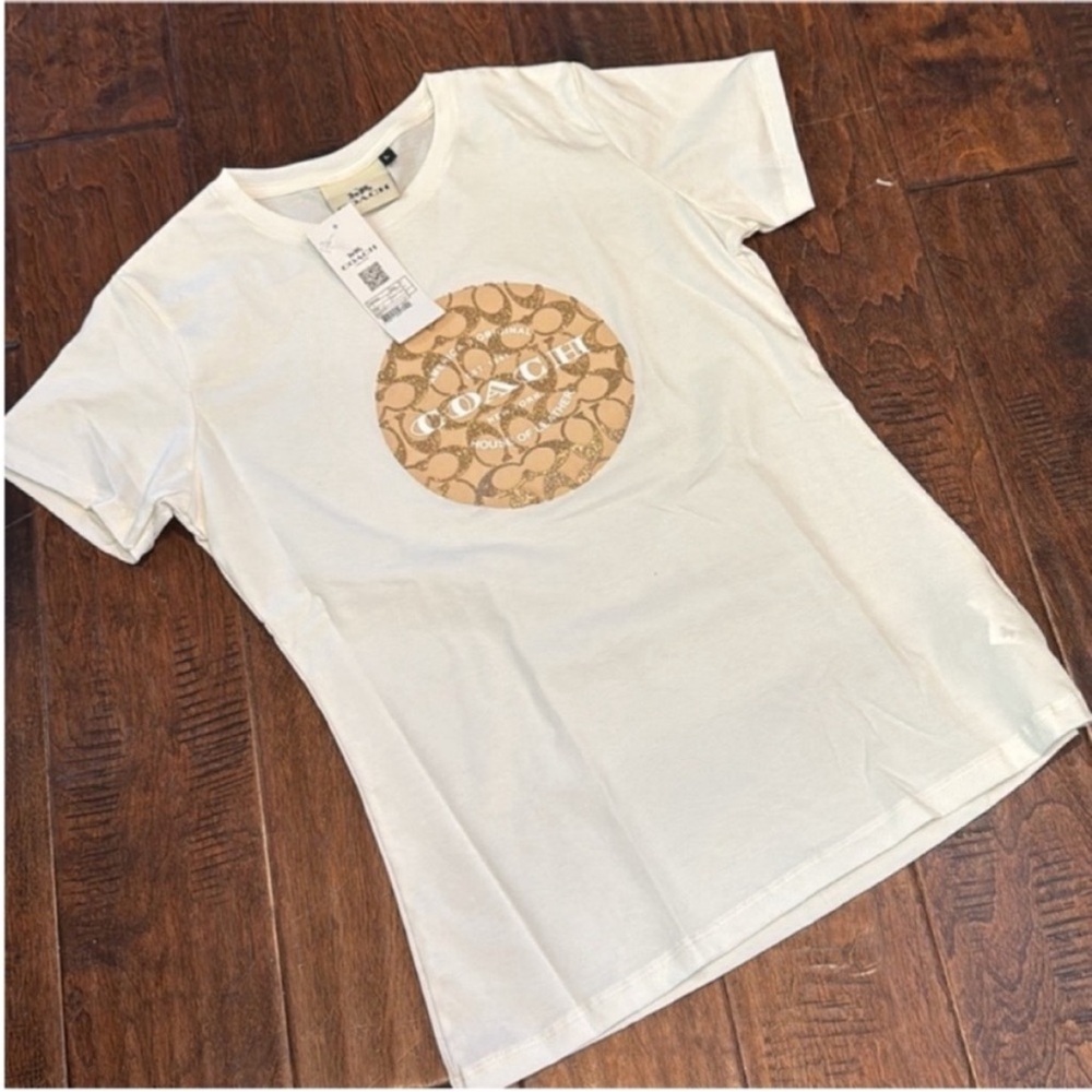 NEW✨Coach White T-Shirt with gold color touch size M - Picture 2 of 6